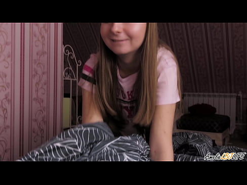 ❤️ Blondie tana tsotsar BFF's dinta sosai kuma ta sami Cum A Bakinta ❤️❌ bidiyon tsutsa ❤