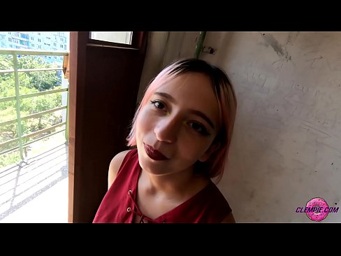 ❤️ Sha'awar ɗalibi yana tsotsar Baƙo a Waje - Cum A Fuskarsa ❤️❌ bidiyon tsutsa ❤